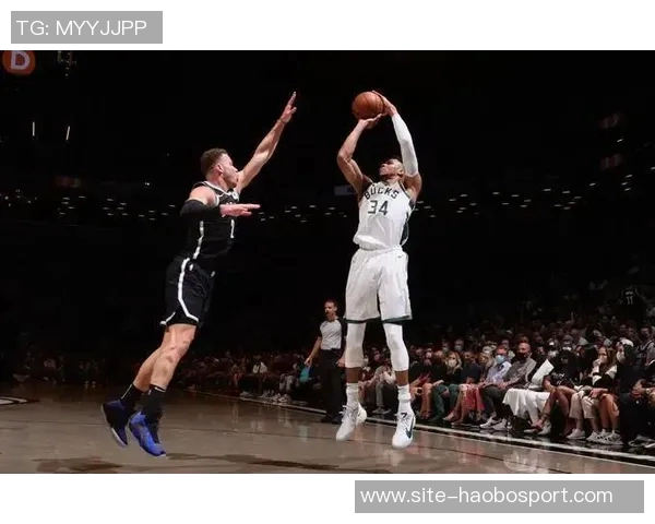 稳定与激情的较量杜兰特与哈登的得分风格大不同