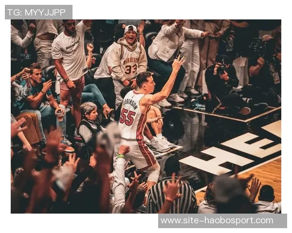 文班雅马在单场比赛中创下马刺队史第四高的30分10板记录大卫罗宾逊仍保持最多记录